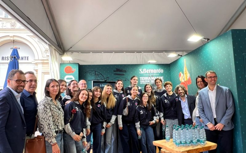 Ogni goccia conta per Mondovì Volley: Acqua S.Bernardo è il nuovo main sponsor della Serie A3